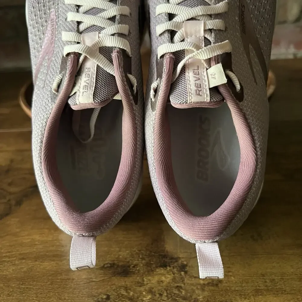 Brooks Revel 4 Womens 9.5 Pink Purple Neutral Cushion Running Shoes Sneakers